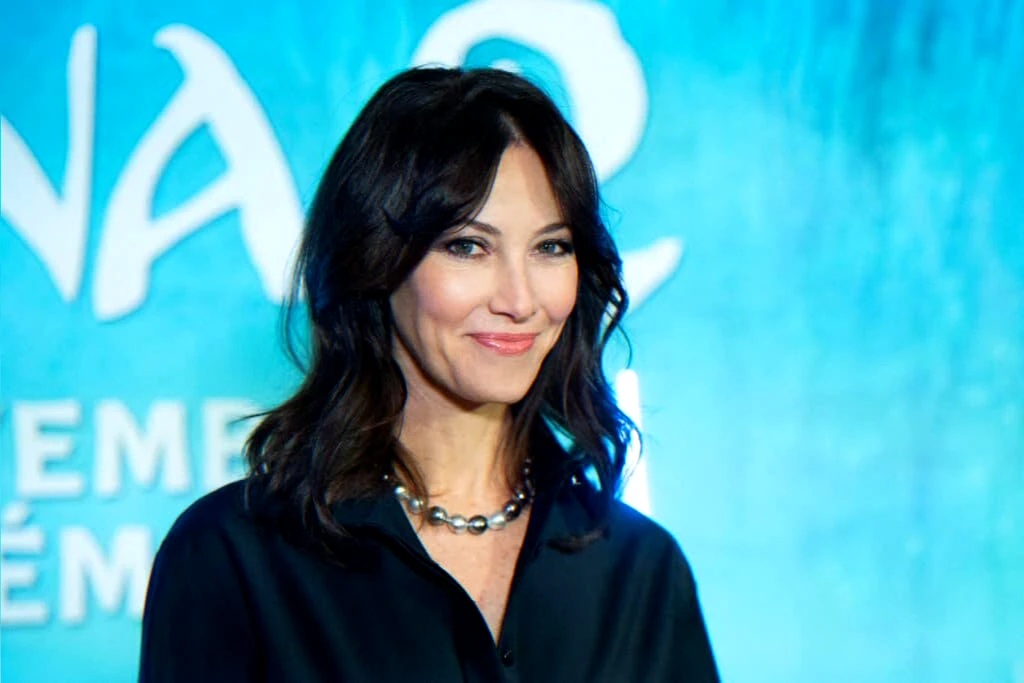 Voyage d’intégration Miss France à Singapour — bourde révélée en direct