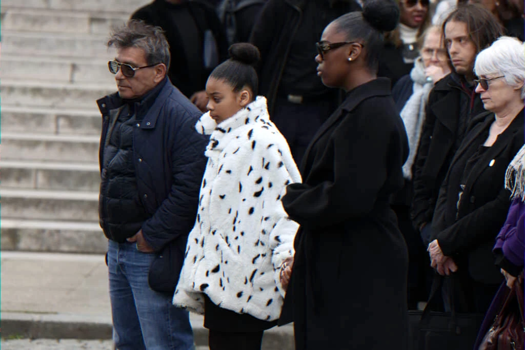 Père-Lachaise funeral: public tribute to a beloved comedienne