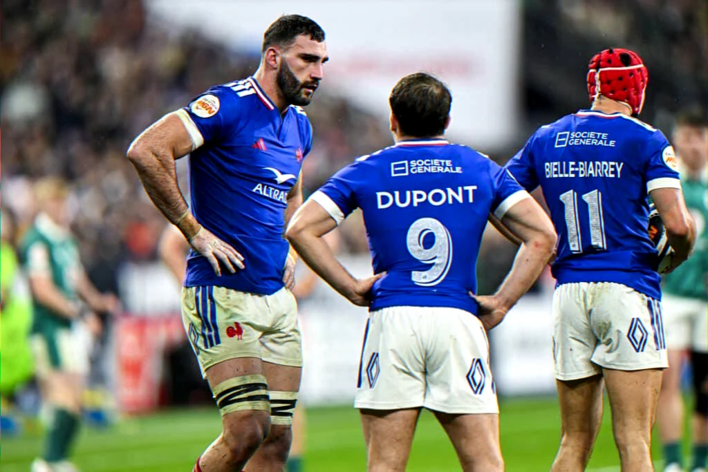 Six Nations trophy destroyed in Ireland road accident