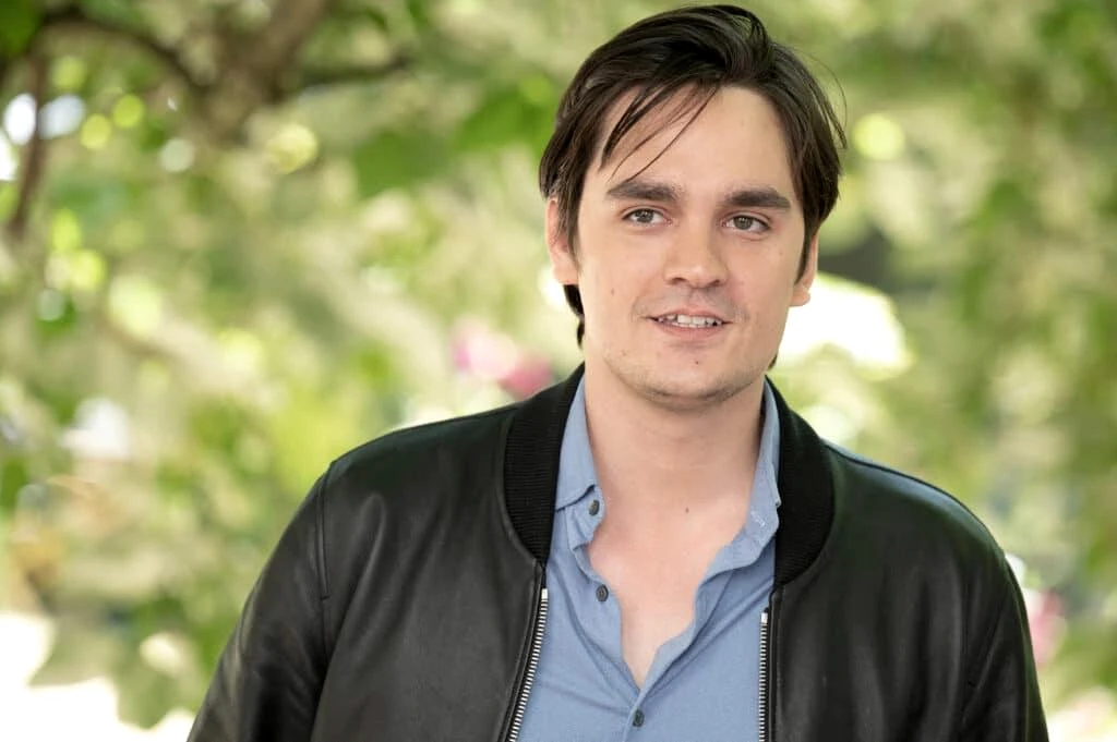 Succession Alain Delon – audience de mise en l'état le 9 mars