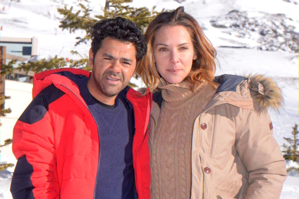 Talk-show anecdote about a boat rescue shared during a game segment