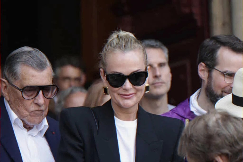 Toiny beach tribute in Saint‑Barth — discreet memorial and farewell