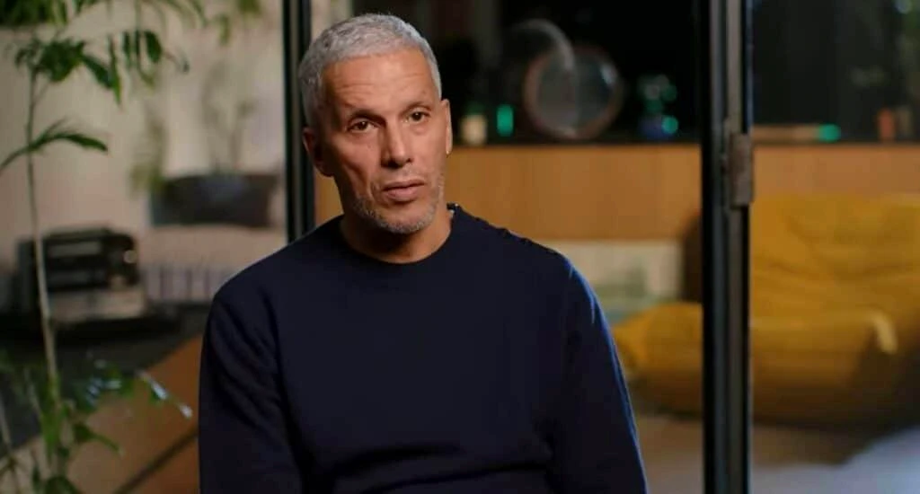 Acteur en entretien évoquant son diagnostic de bipolarité