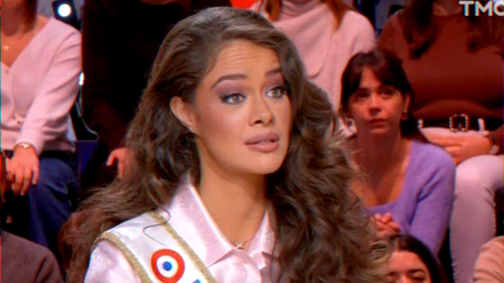 beauty pageant reunion amid photo controversy