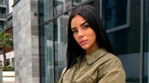 relationship-update-new-companion-miami