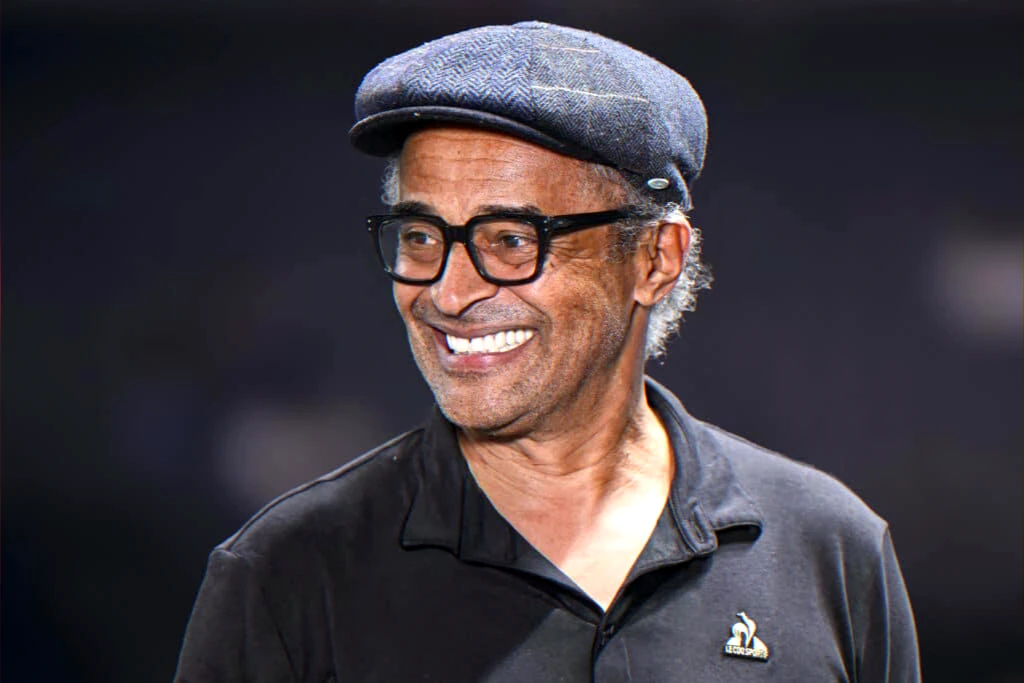 Childhood home in Cameroon and village project for heritage and education