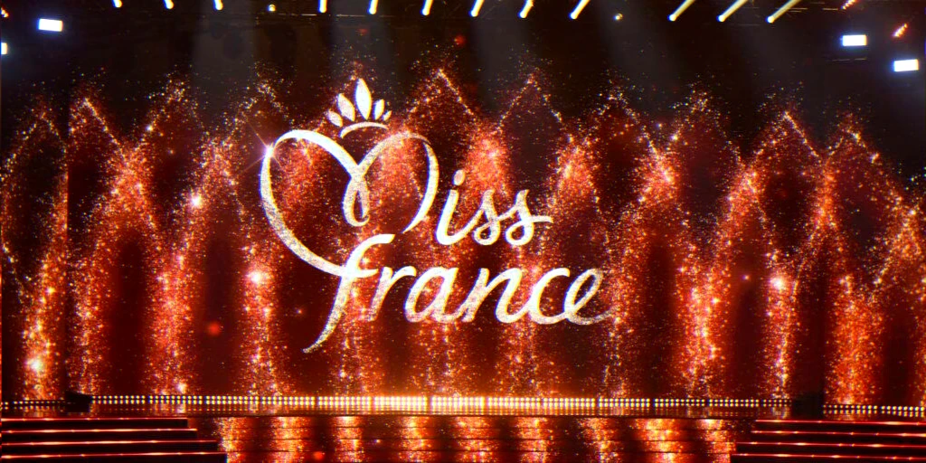 Concours de beauté 2027 – scène d'ouverture et éclairage festif