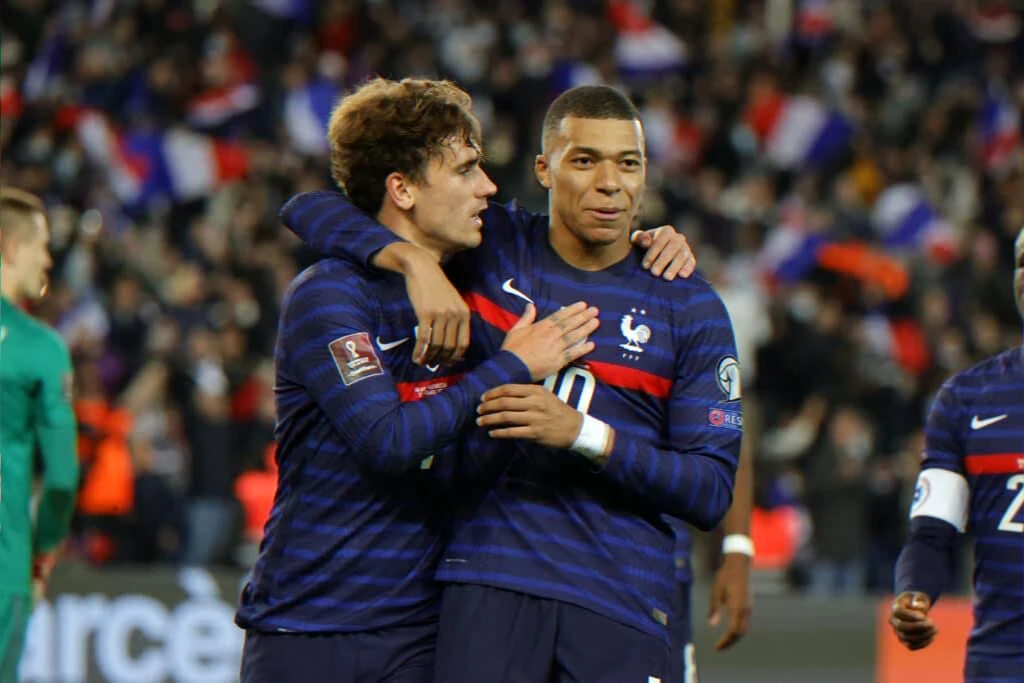 Debate over French national team legacy and international honours