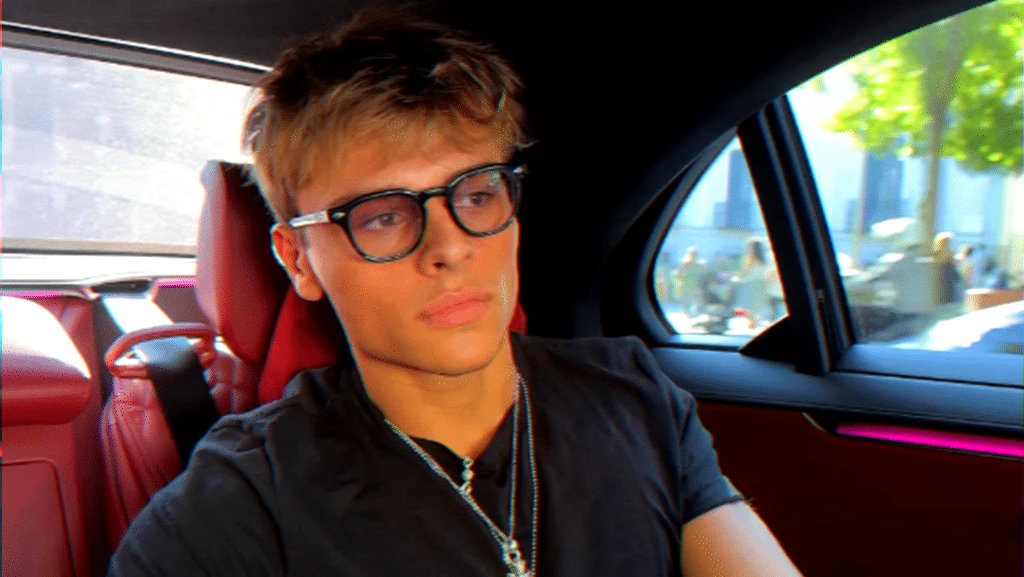 model fashion magazine cover los angeles