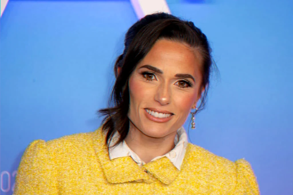 Hommage à une figure médiatique sur Fun Radio relance le débat sur la proximité médiatique