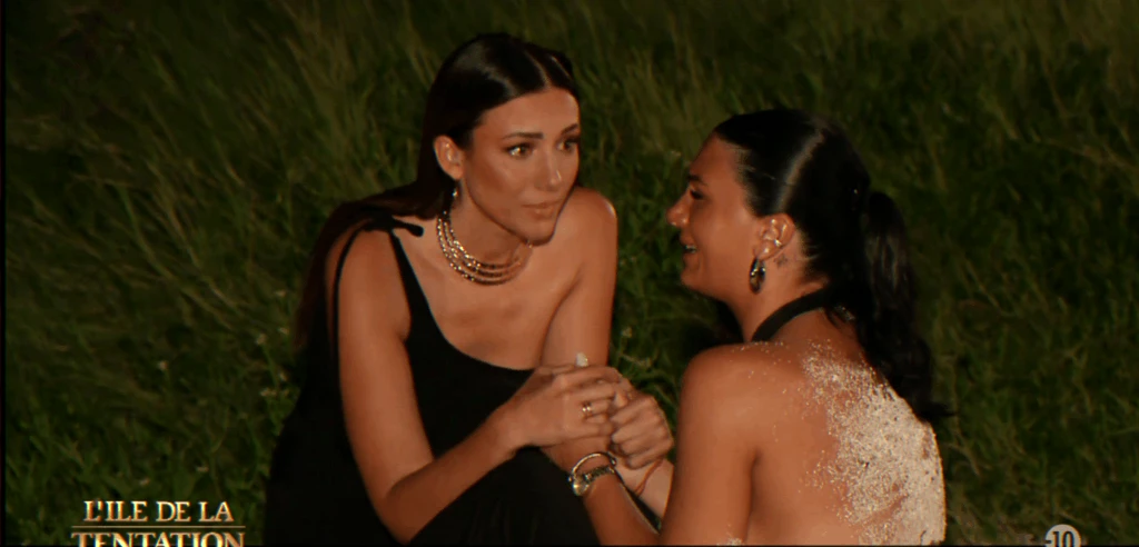 Clash sur les réseaux : Estelle accuse Maxime d'infidélité