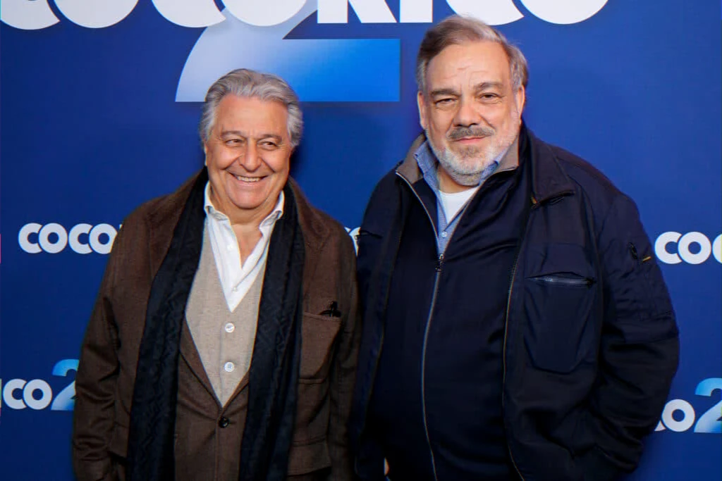 Fan intrusion and photos without consent during Cocorico promotion