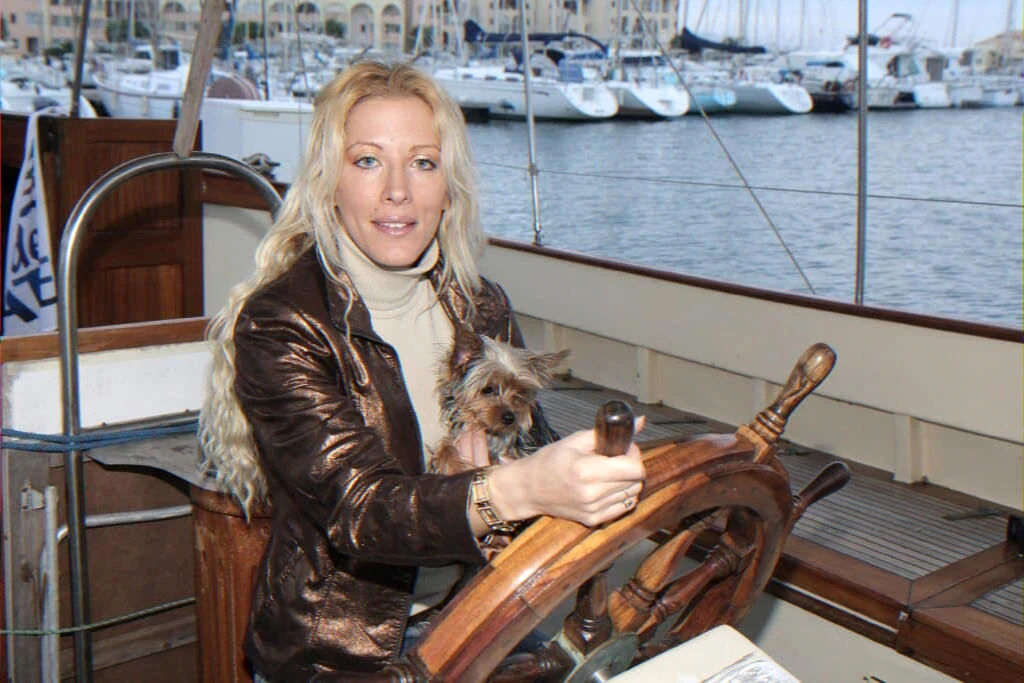 Medico-legal inquiry into death in Nice; funeral April 10