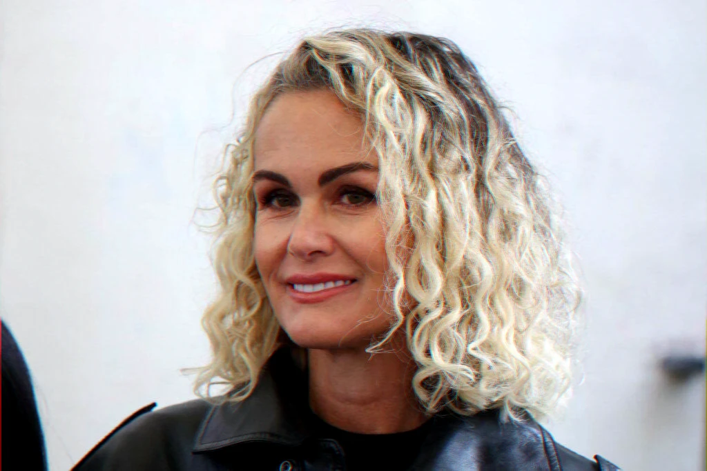 Paris Match Florida romance sparks social media backlash