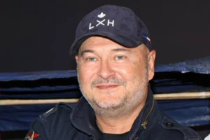 radio presenter moved to tears after surprise birthday messages from children