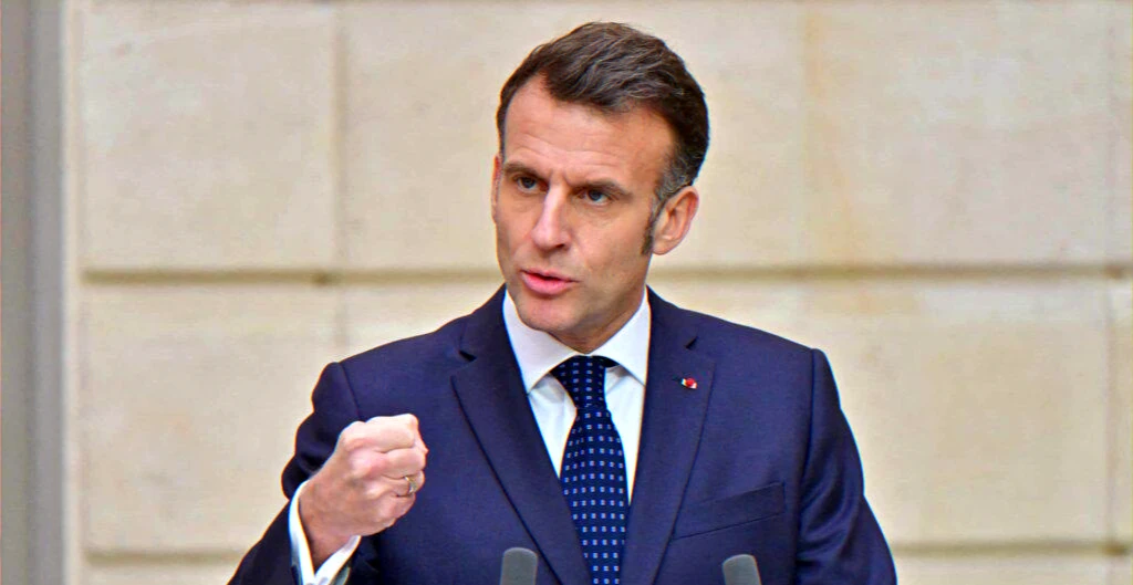 viral-prank-official-encounter-handshake-gag