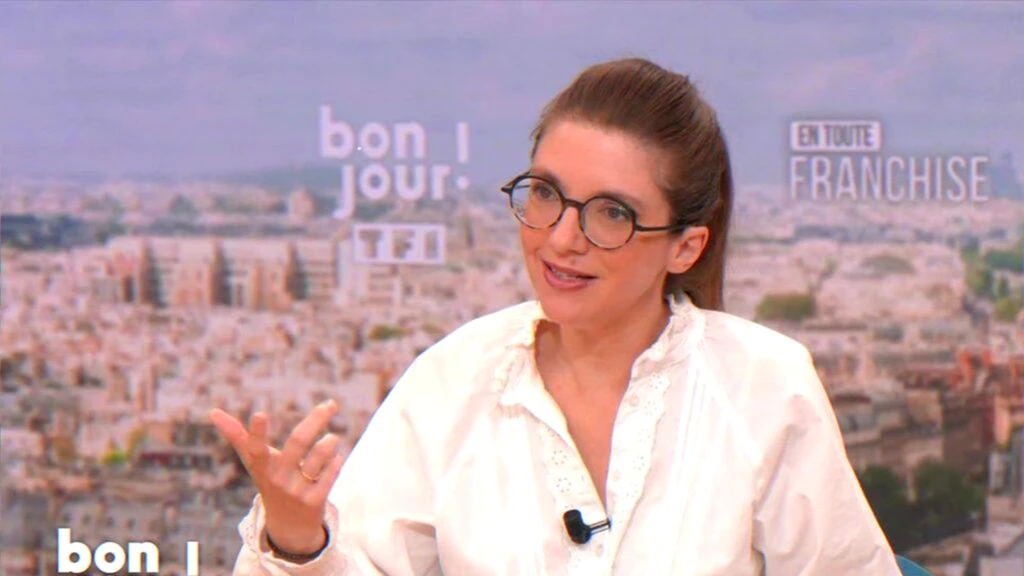 Annonce de la nomination d'Amir à l'ordre national du Mérite